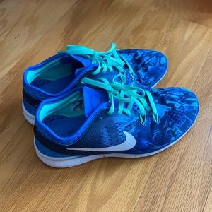 Nike Free TR Fit 5 in Swirl Blue